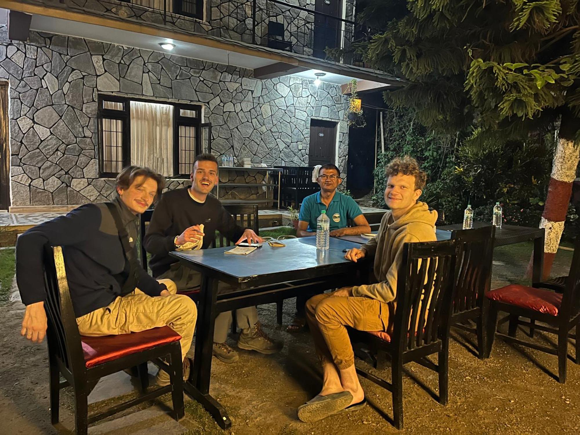 Trekkers Lodge Pokhara Dış mekan fotoğraf