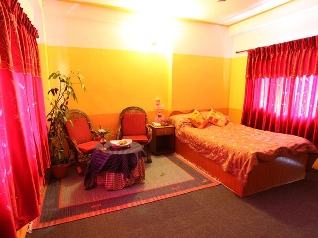 Trekkers Lodge Pokhara Oda fotoğraf