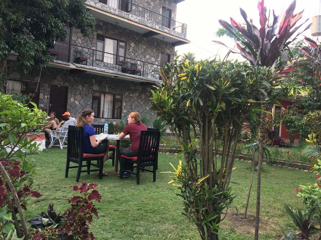 Trekkers Lodge Pokhara Dış mekan fotoğraf