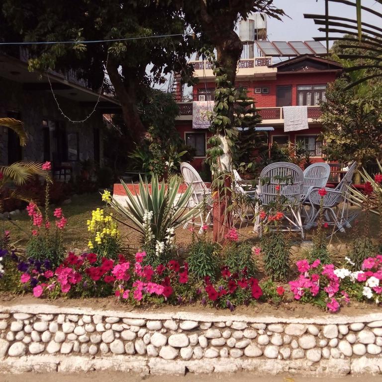 Trekkers Lodge Pokhara Dış mekan fotoğraf
