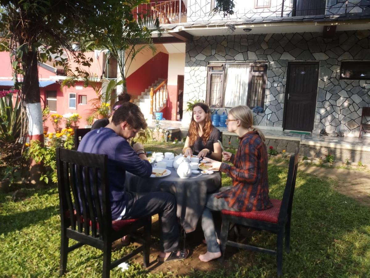 Trekkers Lodge Pokhara Dış mekan fotoğraf